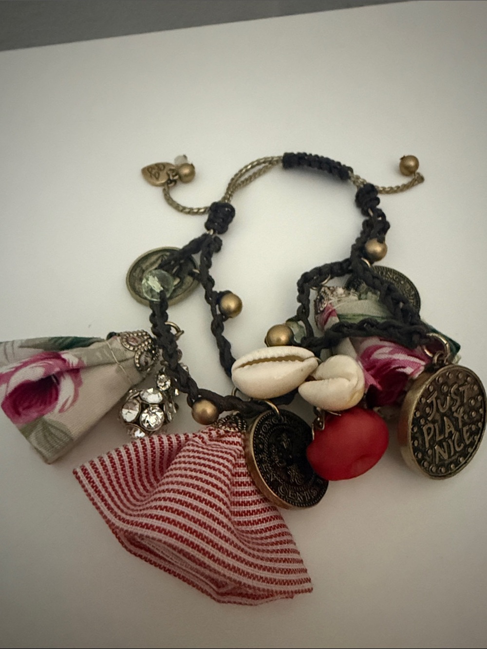 Betsey Johnson “Cameo Critters” bracelet Multicolor Tassel Charm Bracelet - Picture 8 of 8